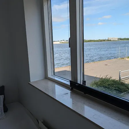 Apartment Lejlighed Med Udsigt Til Limfjorden *