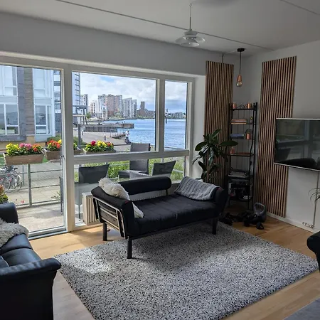 Med Udsigt Til Limfjorden Appartement Aalborg